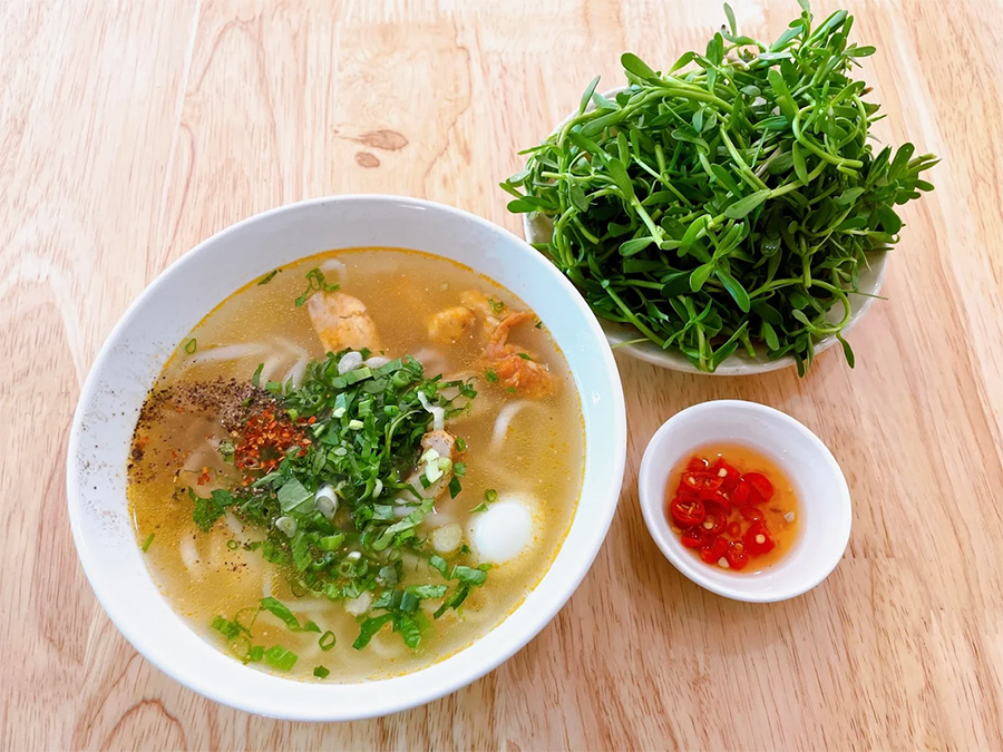 Bánh canh cá lóc Triệu Hải