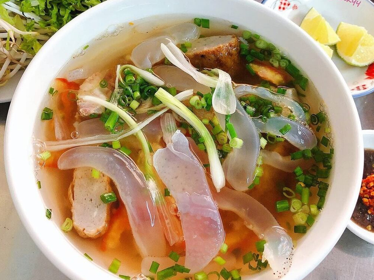 Cách nấu bánh canh sứa chuẩn vị, ngọt thanh, đậm đà hương biển