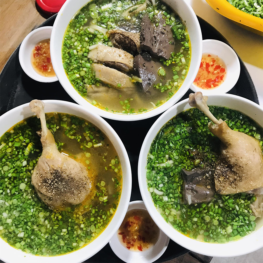 Cách nấu bánh canh thịt vịt không hôi, nước dùng chuẩn vị