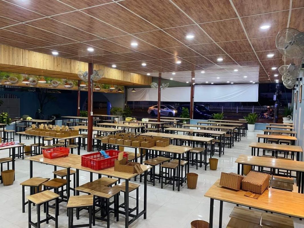 Review bánh canh cá lóc Cường Đô la nổi tiếng đất Sài Thành