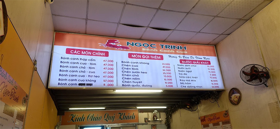 menu bánh canh cua Ngọc Trinh đầy ắp thịt cua