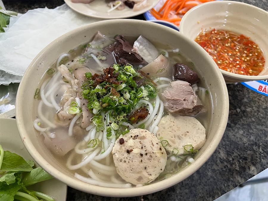 Review Bánh canh Út Thiên: Hương vị lâu năm ai ai cũng biết tại Tây Ninh