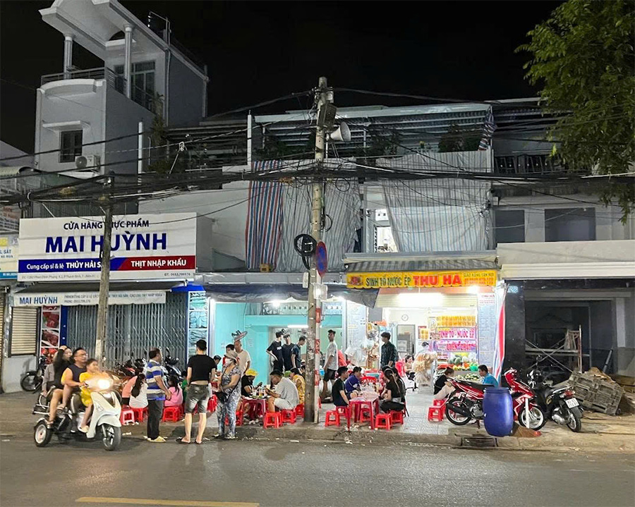Trứng vịt lộn hấp nước dừa Thu Hà